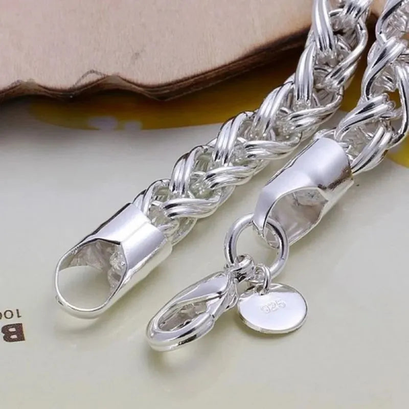 Close-up of the Men's Bracelet Silver showing the secure lobster clasp and premium 925 sterling silver finish.