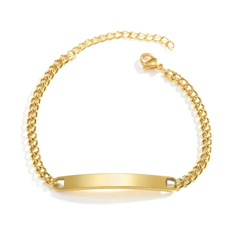 Personalised men's bracelet with polished gold bar and premium Cuban chain links.