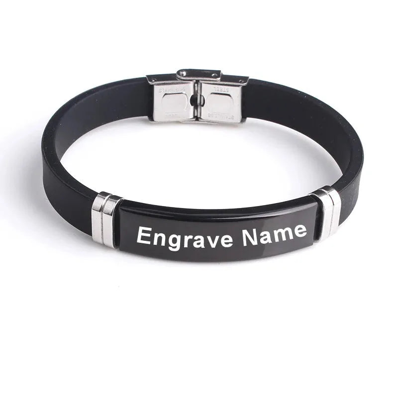 Onyx silicone bracelet with black plate engraved 'Engrave Name'
