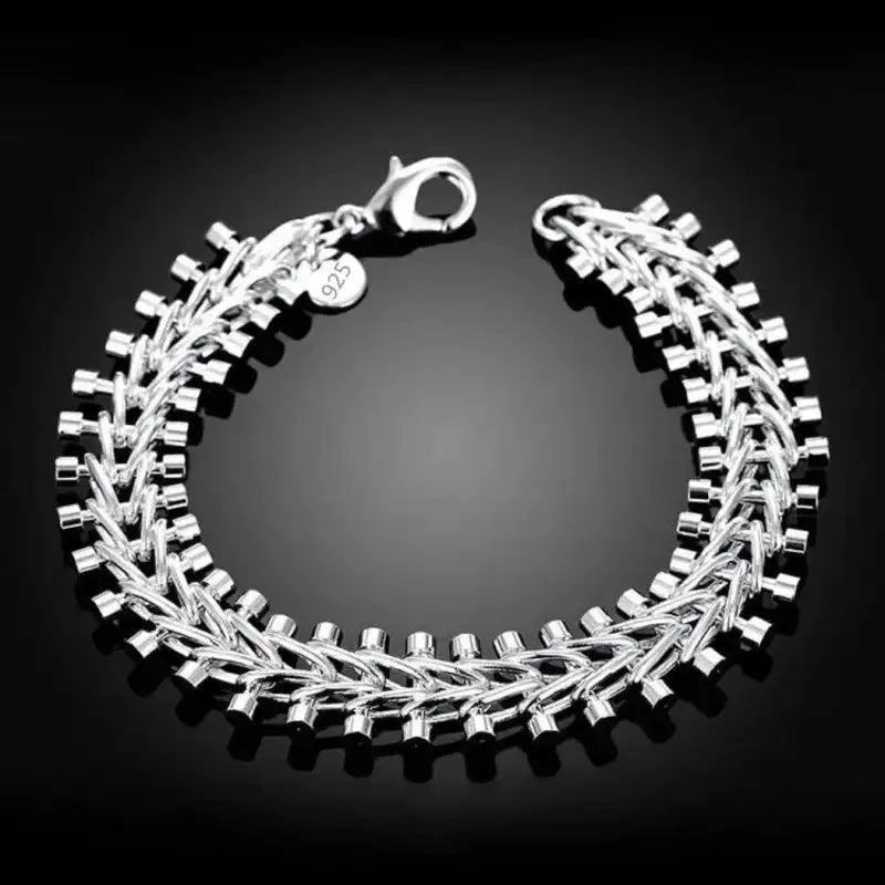 925 sterling silver riveted flat mesh chain bracelet with a lobster clasp