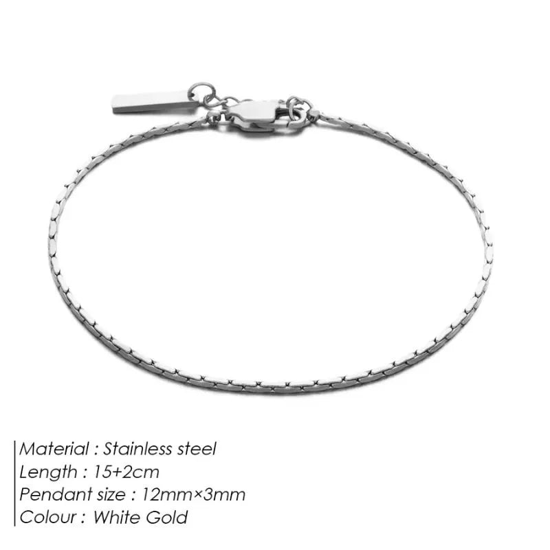 Men's Bracelet Gold – Eclipse Wire Bracelet combining minimalist elegance, premium stainless steel, and everyday versatility.