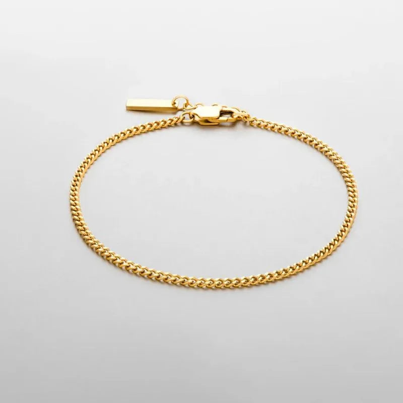 Men's Bracelet Gold – Essential Cuban Chain Bracelet crafted from premium stainless steel with a polished gold finish.