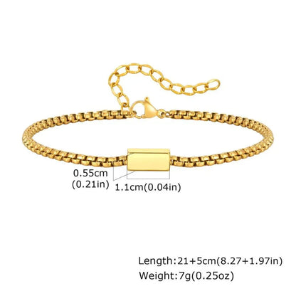 Gold paperclip link chain bracelet with dimensions labelled: 0.5cm width, 18+5cm length, 8g weight