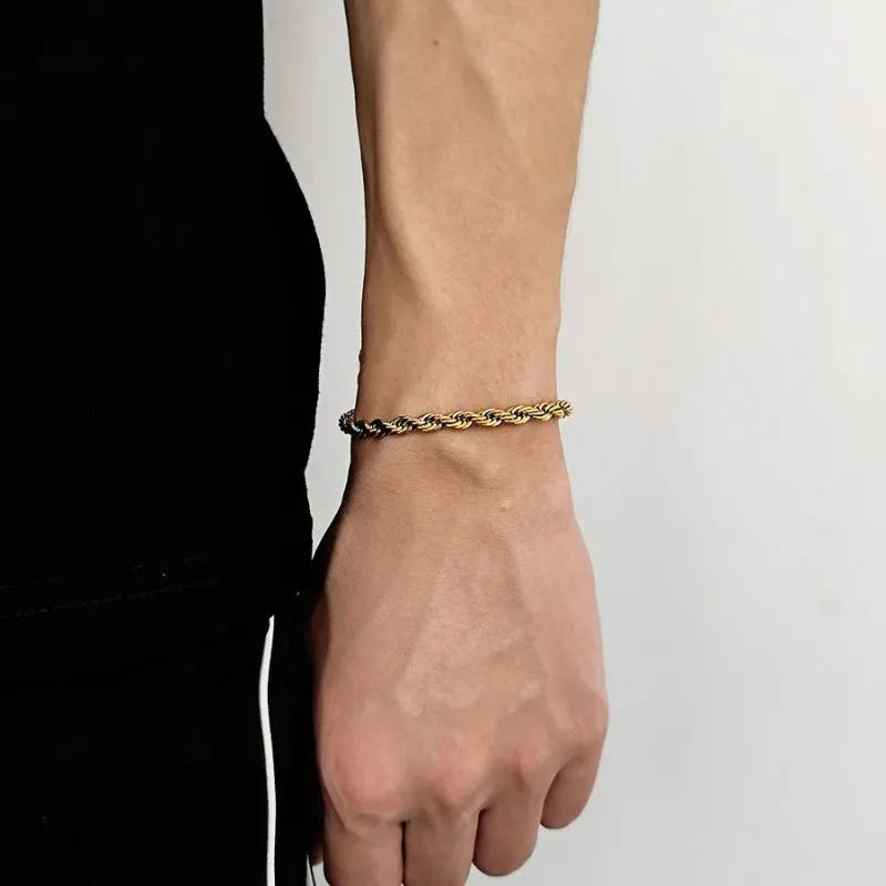 Men's Bracelet Gold – Sovereign Rope Bracelet combining premium craftsmanship, twisted rope detailing, and lasting everyday comfort.