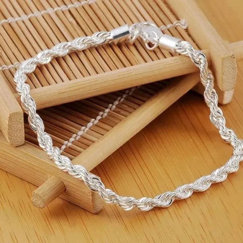 Men's Bracelet Silver with a classic twisted rope chain design for everyday wear and special occasions.