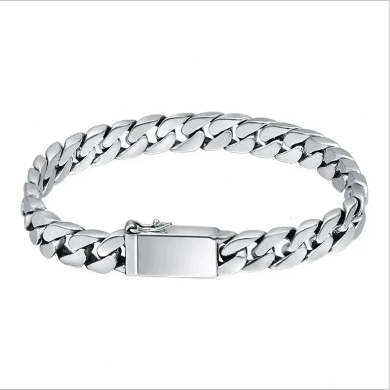 Men's Bracelet Silver showcasing premium 925 sterling silver and polished Cuban links.